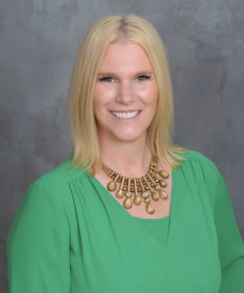 Kelly Doyle – Headshot Photo Kelly Doyle - Headshot Photo